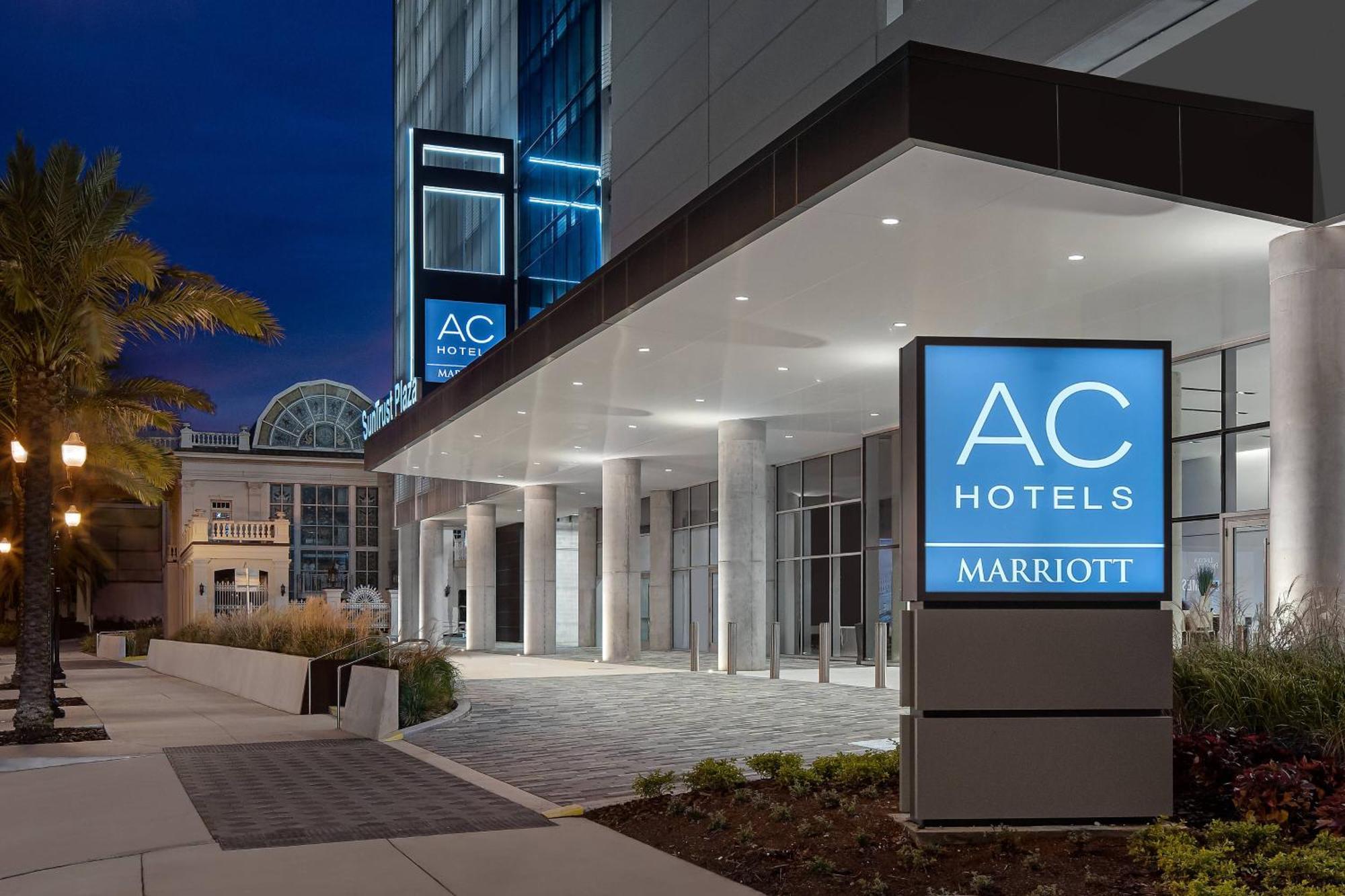 Ac Hotel By Marriott Orlando Downtown Екстериор снимка